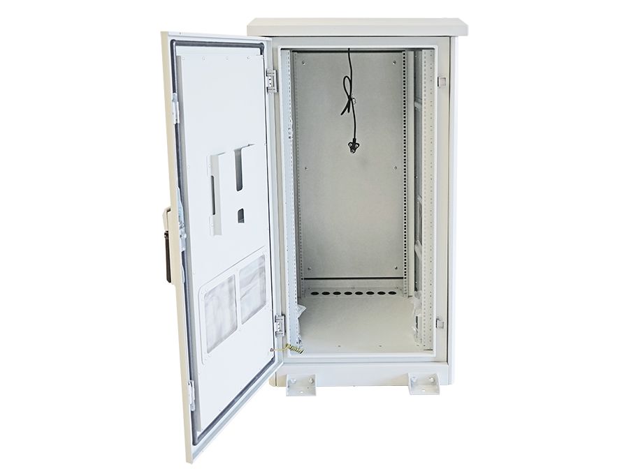 Scoop 25U 800mm Deep Outdoor Cabinet with 4 fans