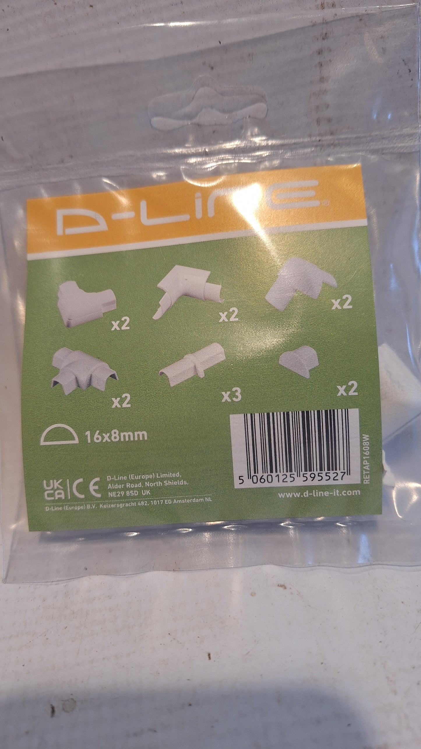 d-line Trunking Accessories pack: For 16mm x 8mm half round trunking, white: Bends, Ends and Adapters. (Copy)