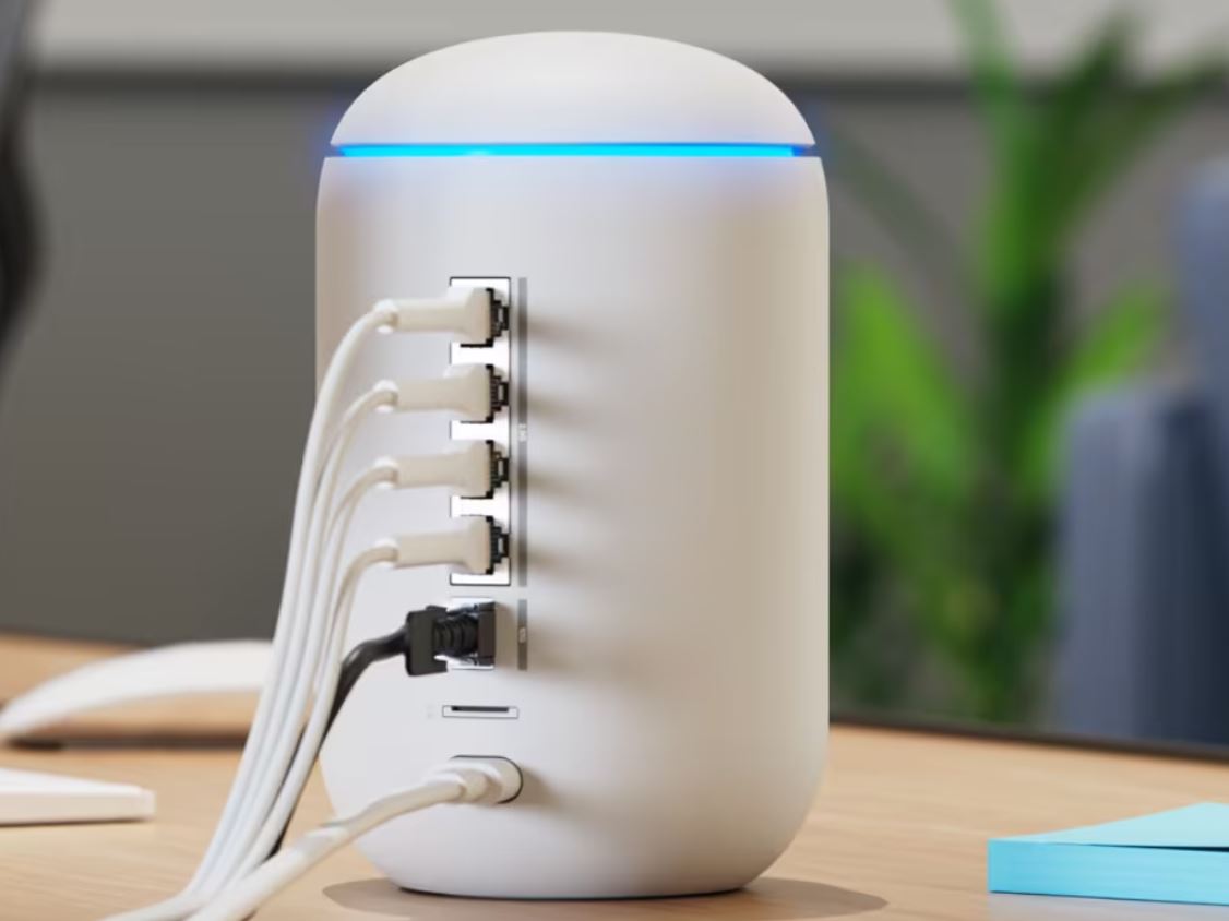 Ubiquiti UniFi Dream Router 7 Tri-Band Cloud Gateway | UDR7